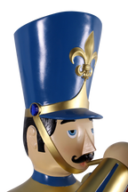 Trumpet Soldier – 9ft