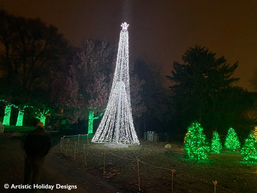 Double Cone Tree (pure white) - 32ft