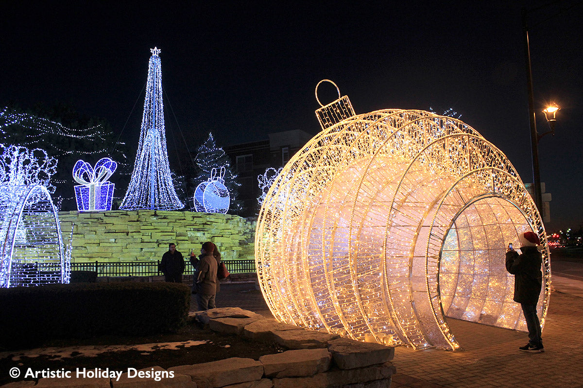 Walk thru Christmas Ornament - 14.43ft