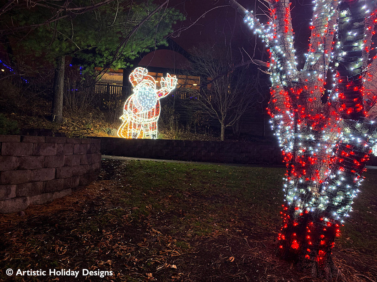 2D/3D Enchanted Santa - 9.8ft