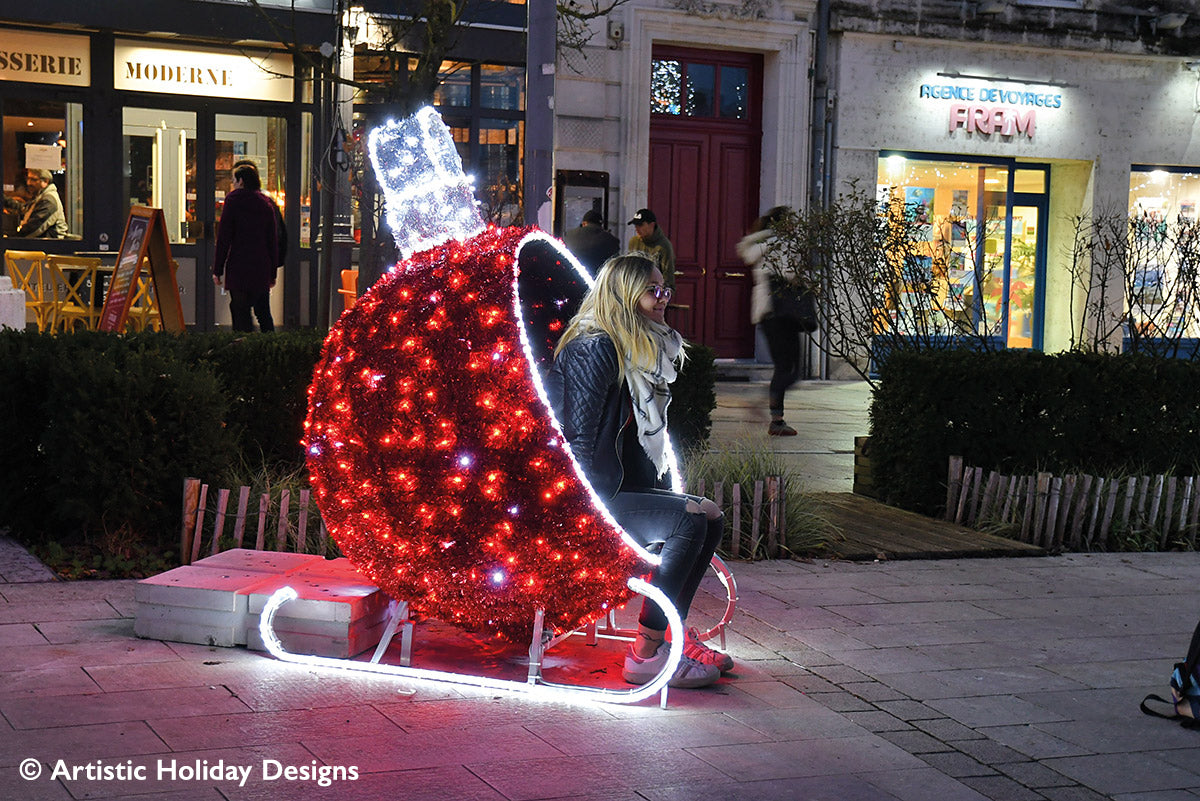 Ornament Chair  - 5.9ft