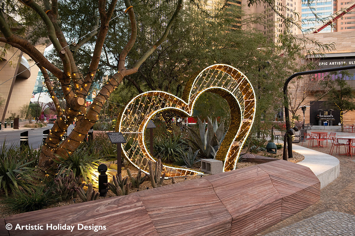 Majestic Heart - 5.5ft