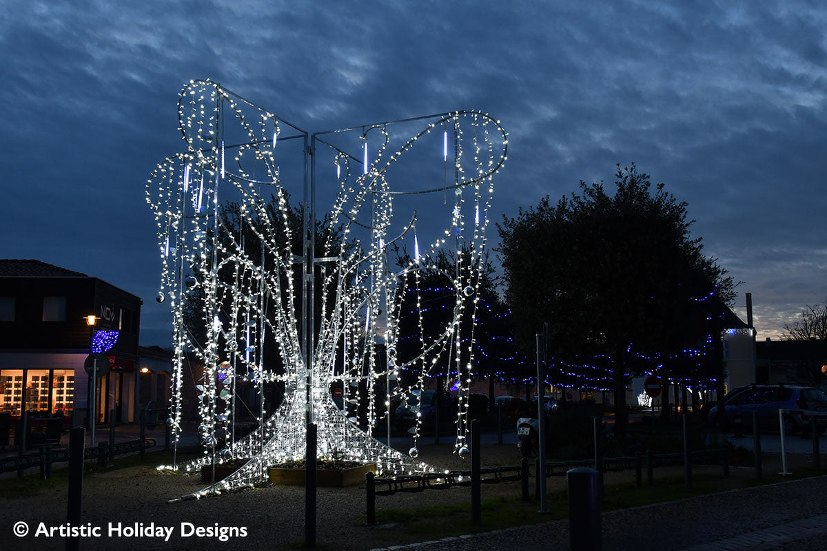 Holiday Trees – Artistic Holiday Designs