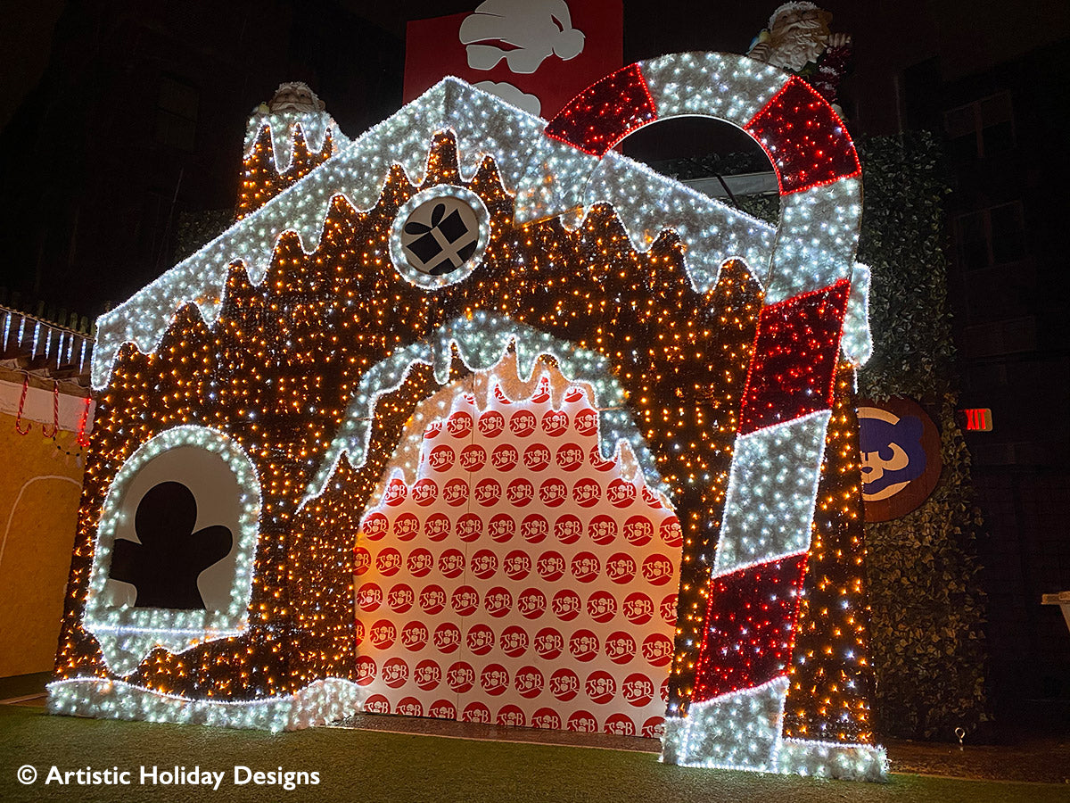 Gingerbread House - 16ft