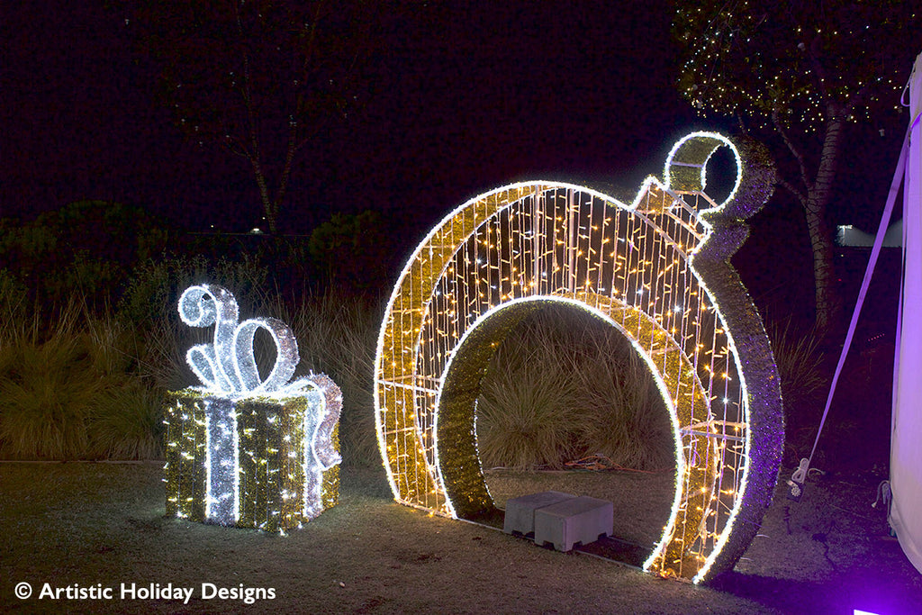 3D Small Gold Giftbox - 3.94ft