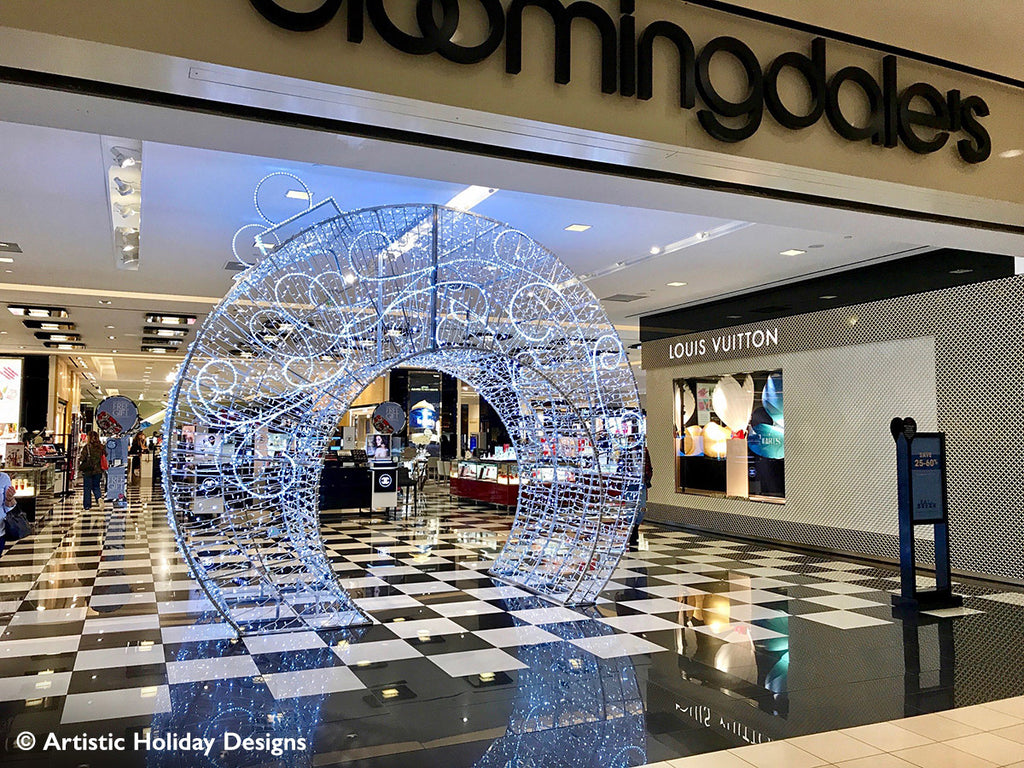 Walk thru Jubilee Ornament - 14.43ft